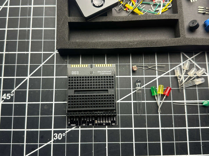 Make: Oxocard Innovator Kit