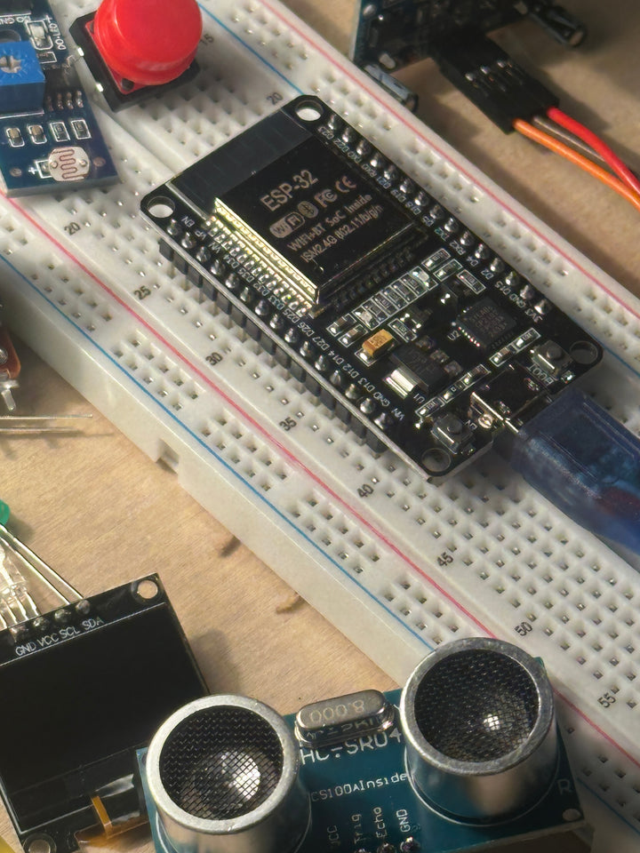 Make: ESP32 Starter Pack