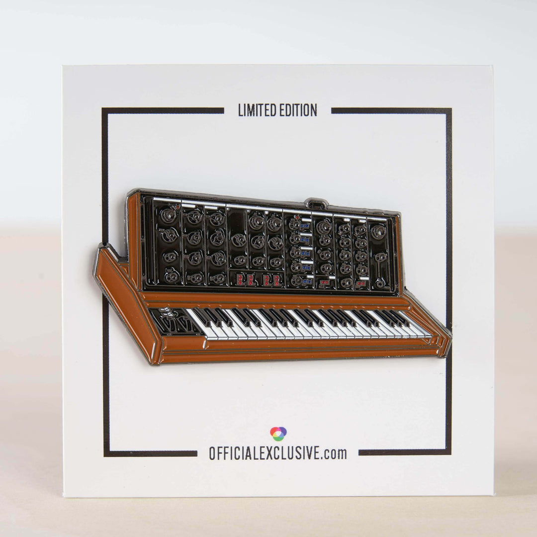 Vintage Synthesizer Piano Pin