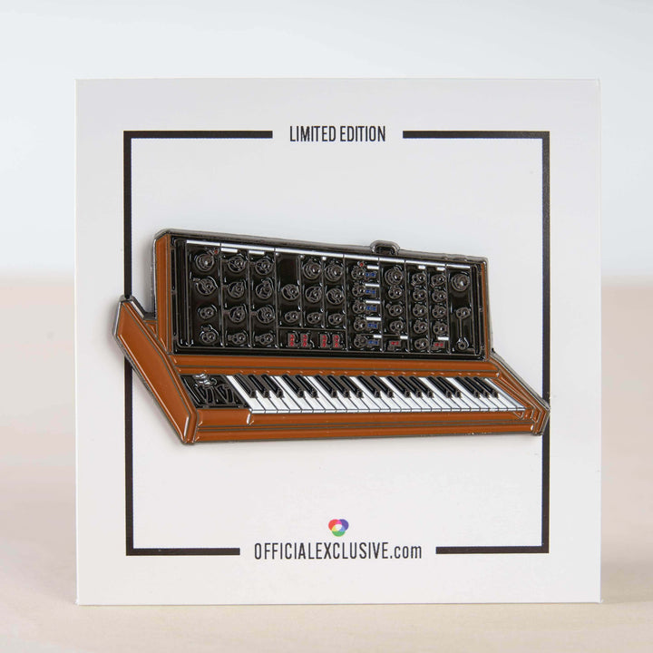 Vintage Synthesizer Piano Pin