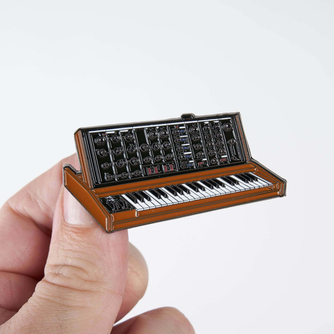 Vintage Synthesizer Piano Pin
