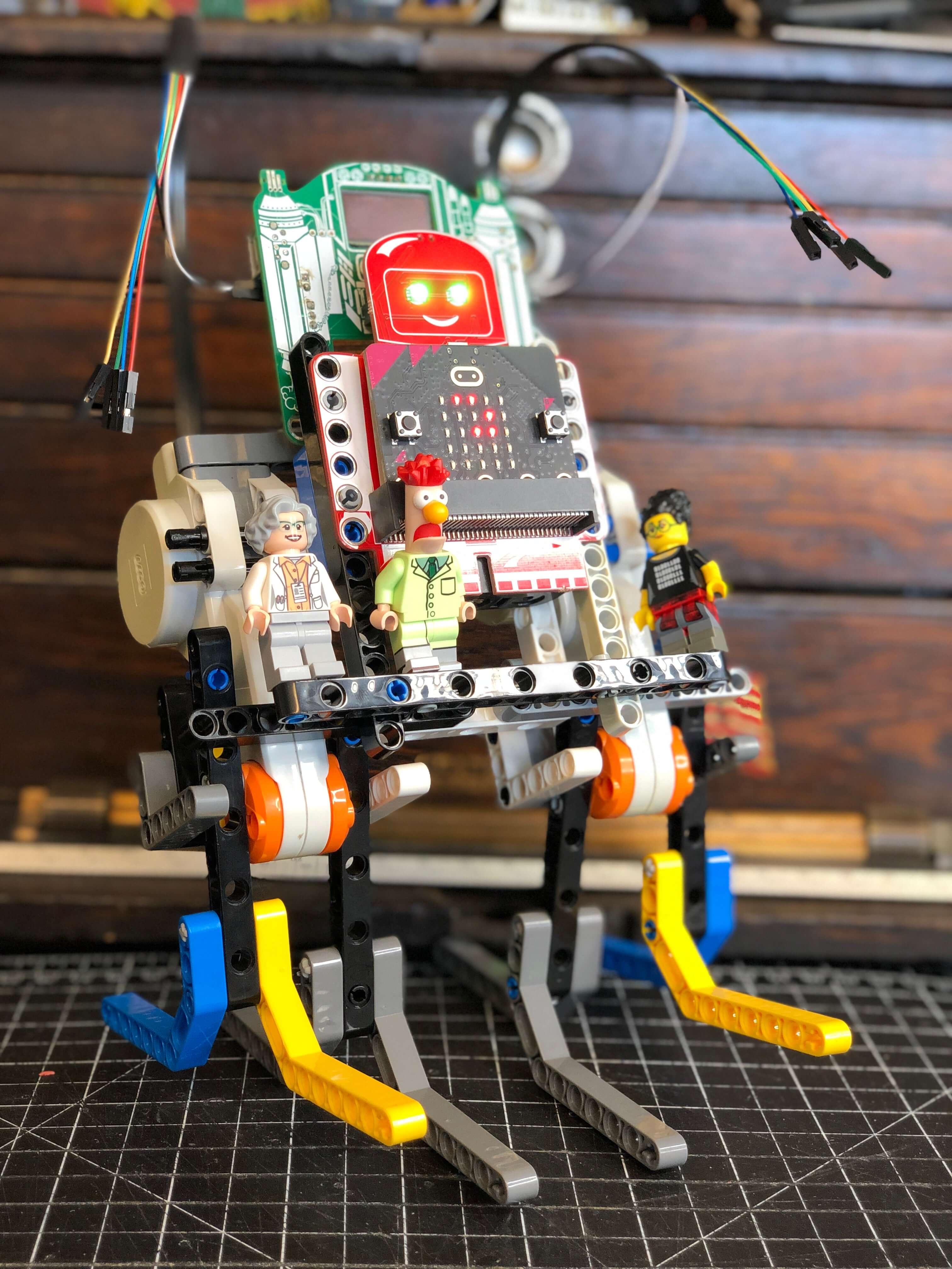 The JetPack is like a turbo-booster for your micro:bit!