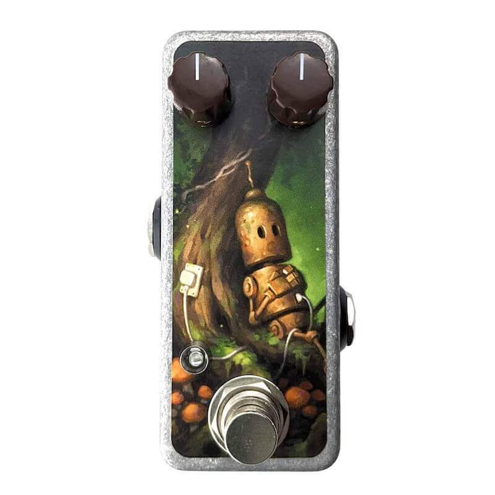 Tiny Fuzz Guitar Pedal: "Charging"